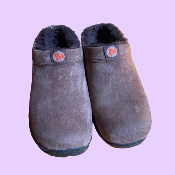 Brown slip on primo chill slideΒ clogs with fuzzy interior π₯ - Picture 4 of 7